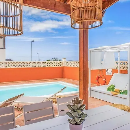 Sleeps 10 Pool Wifi T808266